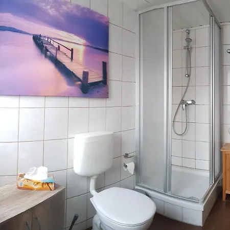 Gaestezimmer & Thon * Herbsleben